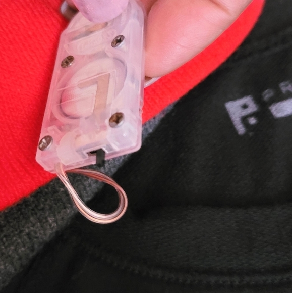 Sweatshirt and LED Cap Black Unisex - Picture 3 of 5